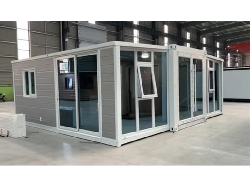 Double wing folding expansion house