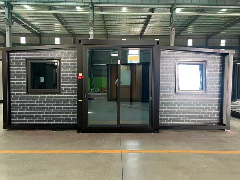 Double wing folding expansion house