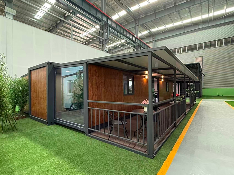 Double wing folding expansion house