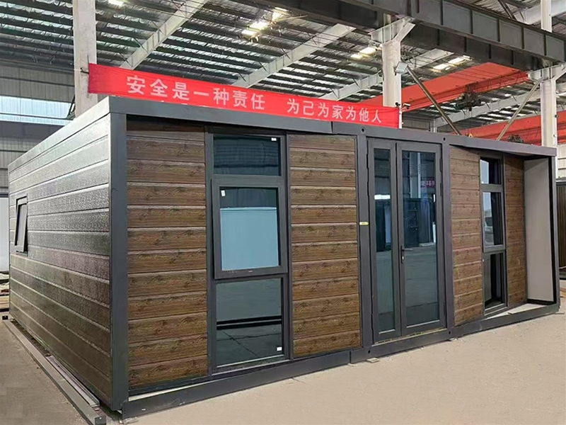 Double wing folding expansion house