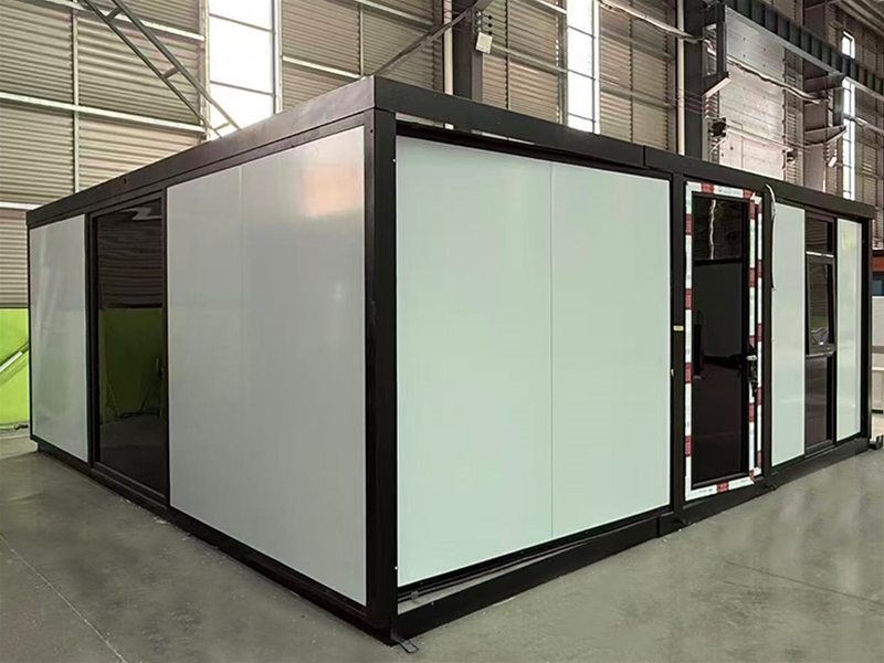 Double wing folding expansion house