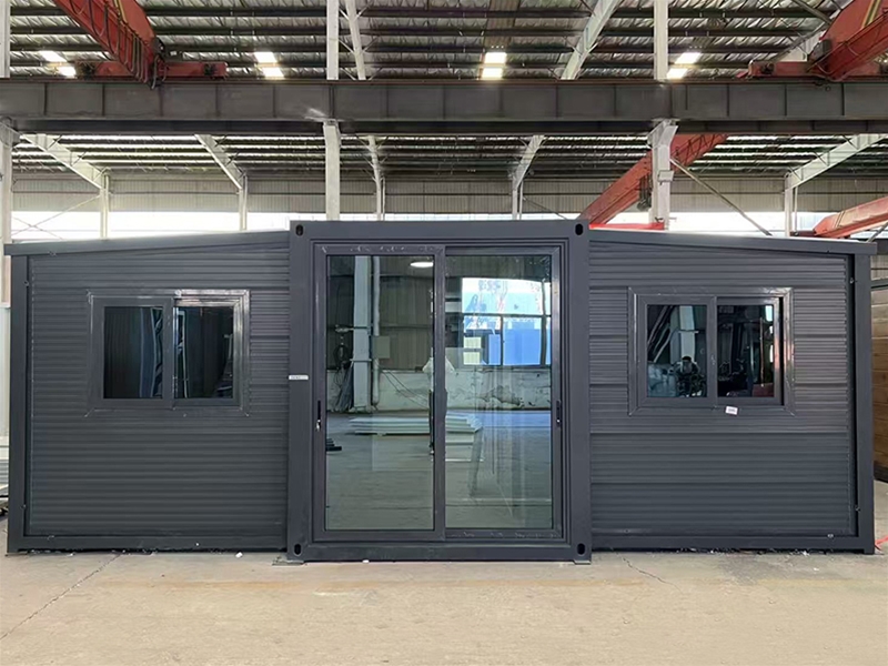 Double wing folding expansion house