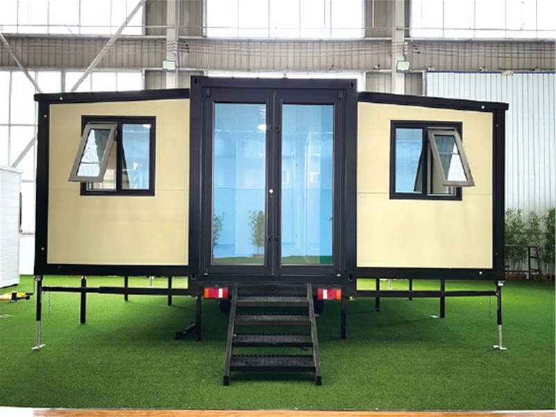 Double wing folding expansion house