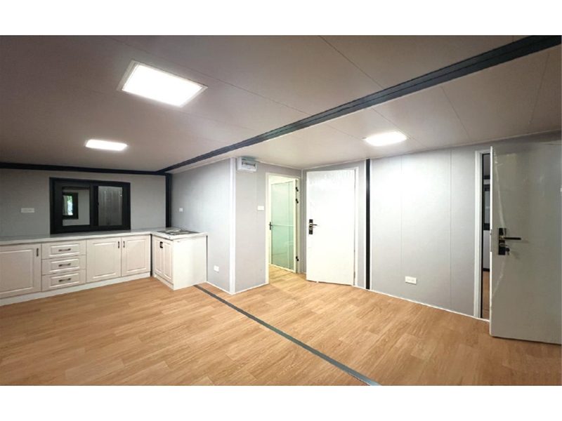 Standard Folding Room